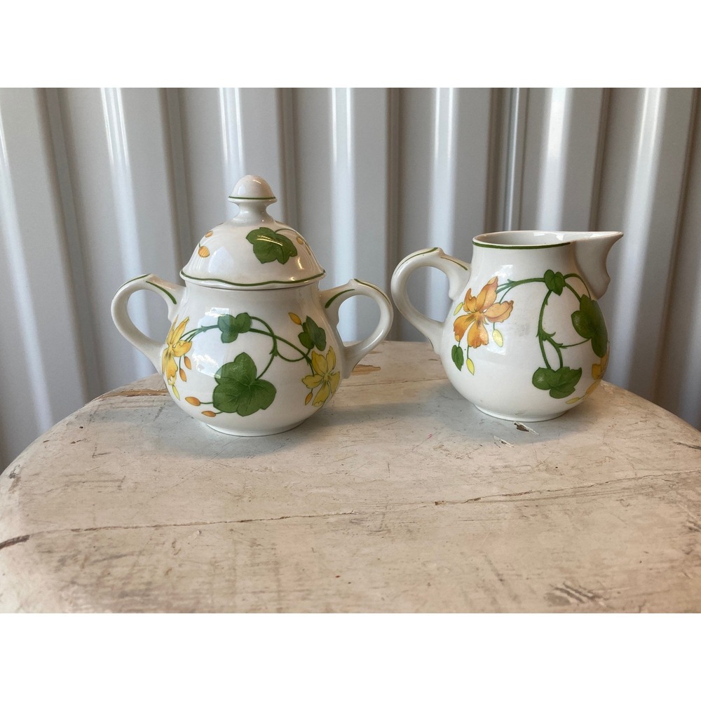 Villeroy and Boch Geranium Sugar and Creamer Set